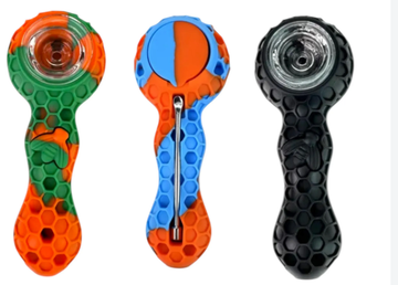 Silicone Weed Pipe vs Traditional Pipes: Why the SUKA Pipe Offers the Best of Both Worlds
